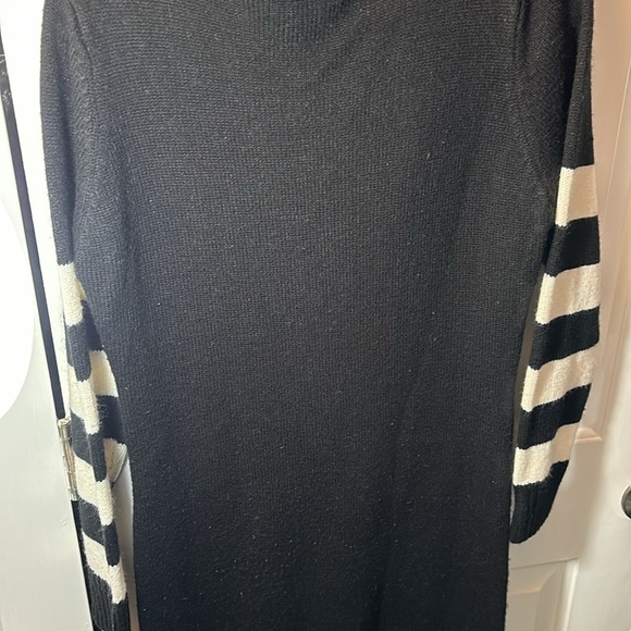 BLIZZARD BAY CHRISTMAS SWEATER DRESS - Picture 4 of 5